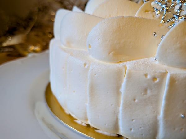 店頭受取★限定10個★2025新作Xmasケーキ【ル・ブラン　ノエル】