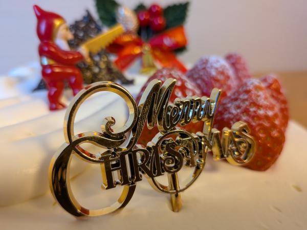 店頭受取★デコレーションケーキ(直径15cm)